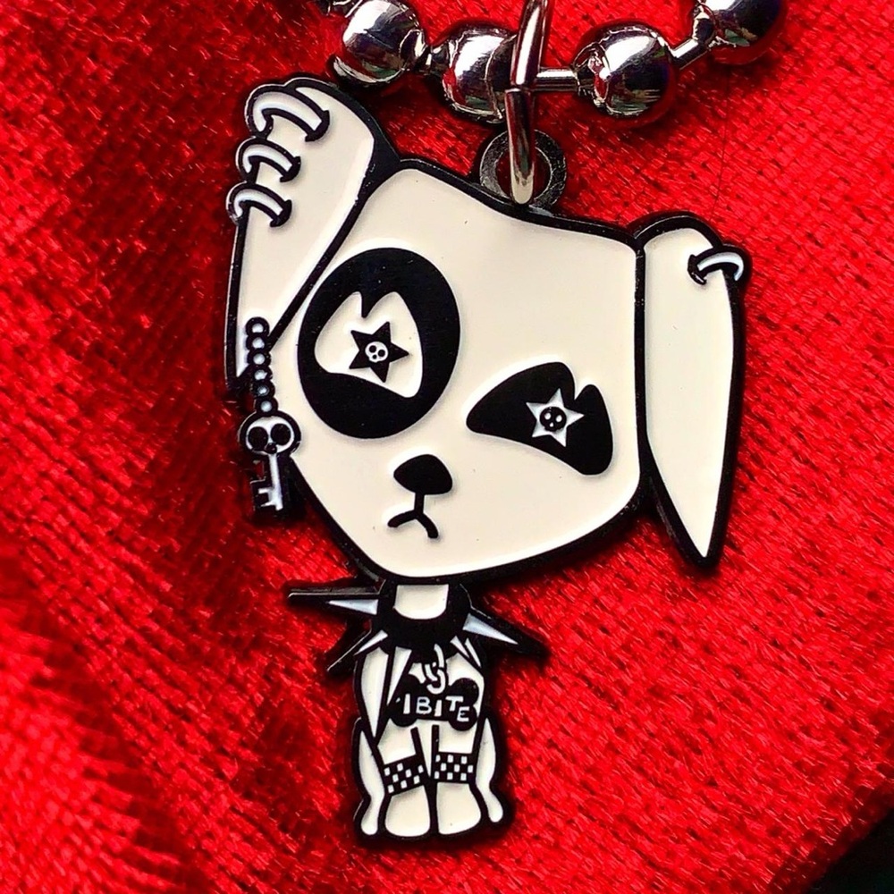 ISO angelxfreak genesisjpg death puppy necklace